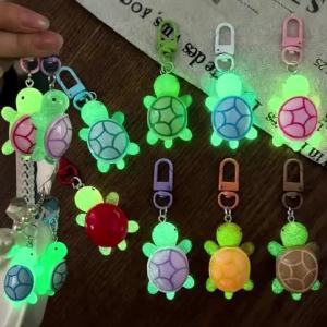 1/8Pcs Colorful Luminous Turtle Keychain Cartoon Glow in-the-dark Color Keyrings Resin Sweet Sea Animal Bag Pendant Hangings