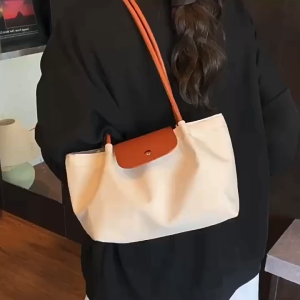 กระเป๋าสะพาย สายยาว ทรง สวย แฟชั่น พร้อมส่ง กระเป๋าสะพายไหล่ผู้หญิง รับประกัน รุ่นใหม่สวยมาก พร้อมส่งมาก