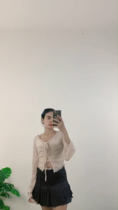 เซ็ตสามชิ้น ลุคสาวทันสมัย ดีไซน์เริ่ด กระโปีงสั้นสวย