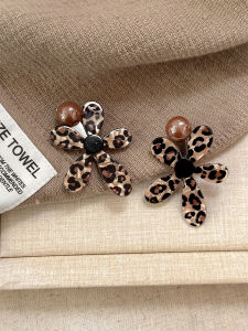 Korean Style Pearl Imitation Leopard Print Sunflower Hair Clip Womens New 2025 Side Bangs Hair Clip Hair Accessories