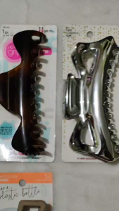 Scunci Hair Clips for Women - Trendy Claw and Jaw Clips Hair Accessories