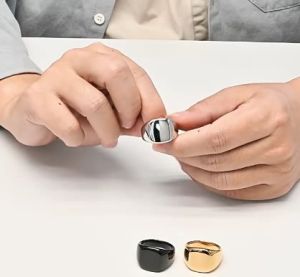 Kemstone Smooth Curved Ring Mens Stainless Steel Ring Jewelry