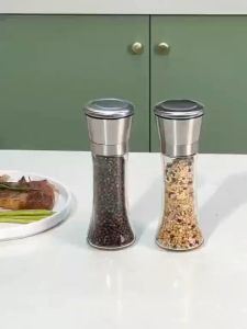 เครื่องบดพริกไทย ขวดเครื่องเทศแก้วสแตนเลส เครื่องบดพริกไทย เครื่องบดพริกไทยแบบใช้มือ เครื่องบดพริกไทย อุปกรณ์ในครัว