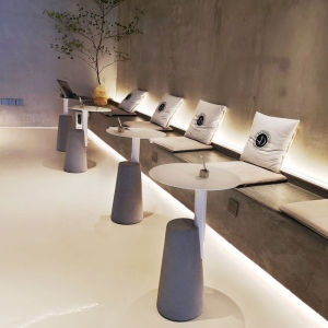 Nordic Minimalist Style Coffee Table Small round Creative Iron Art Sweet Shop Desk Modern Simple Design Corner Table