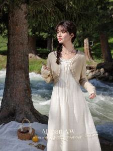 Đầm Phong Cách Nhẹ Nhàng Elegante