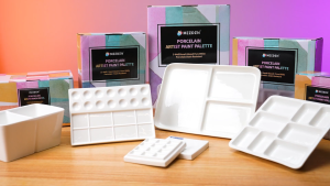 MEEDEN Ceramic Watercolor Palette with Cover 12-Well White Porcelian Mixing Tray Artist Painting Palette with Lid Square Painting Tray Palettes for Watercolor Gouache Acrylic Painting 3¾" x 3¾"
