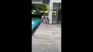 รองเท้าเเฟชั่นผู้หญิงเเบบเเตะสวมส้นตัน No. A386  NE&NA Collection Shoes