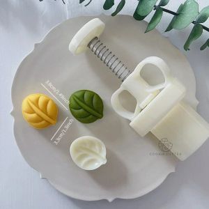 30g Mooncake Mold Plastic Mooncake Mold Cookie Cutter with Leaf Stamp Hand Press Plunger Pastry Reusable Baking Decorating Tools