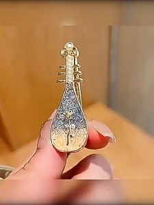 Kẹp Tóc Nữ Đính Đá Hình Đàn Tỳ Bà Hoa Hồng Sang Chảnh Xinh Xăn Phong Cách Hàn Quốc - Hàng Cao Cấp - Phụ kiện RYRY