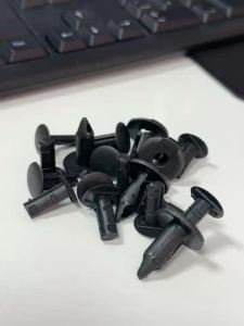PINMOAP 20/50/100PCS 8mm Car Bumper Clip Black Plastic Push Rivet Fastener Mudguard Buckle Push Pin Rivet Car Repair Parts