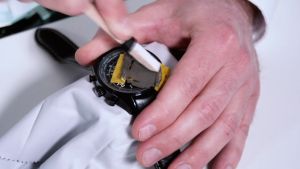 Polywatch Glass Polish Repair Kit Remove Scratches Restores Clarity for watches Watch Glass Scratch Remover