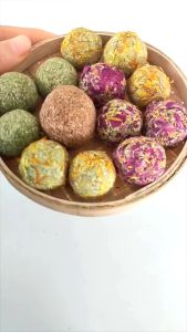 [24HR SHIP] MOLAR GRASS BALL 1PC Timothy Alfalfa Carrot Rabbit Hamster Guinea Pig Chinchilla Treats Bola Biskut Haiwan Kecil 兔子 天竺鼠 龙猫 仓鼠 磨牙草球