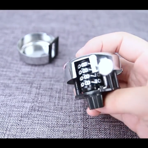 โลหะ 4 หลักจํานวนนับด้วยตนเอง กีฬาเกียร์มือถือจํา เครื่องนับจำนวนมือกด Palm Clicker จํานวน นับคละ