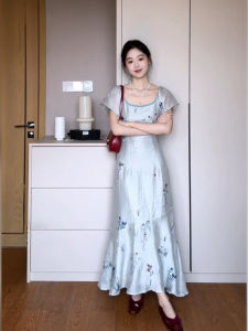 Elegant Blue Floral Print French Vintage Square Neck Summer Dress for plus Size Women Stylish Slimming Long Gown