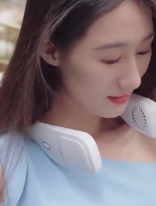 SUPERMAX Bladeless Neck Fan Rechargeable Portable Hanging Fan with Adjustment Mini Fans USB Charging