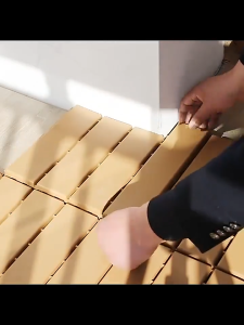 Plastic Wood Floor Decking Outdoor Garden Decoration Self-laid Splicing flooring Waterproof Lantai Papan Kayu