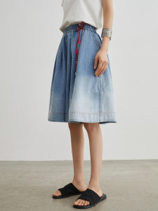 Lightweight Comfortable Gradient Design Loose Shorts
