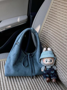 Soft Leather Triangle Dumpling Shape Handbag Womens Crossbody Shoulder Bag Original Design Fashionable Storage Purse for Daily Use