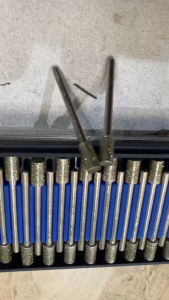 mũi mài hợp kim bán lẻ 1 cây