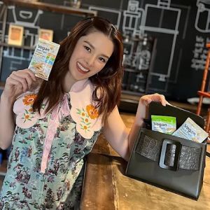 วีแกน โปรตีน โปรตีนพืช เจ กินเจ สูตรไม่หวาน โปรตีนสูตรเจ โปรตีนถั่วเหลือง สาวสวยๆ หุ่นดี หุ่นสวย Giffarine Vegan Multi plant Protein Unsweetened Formula