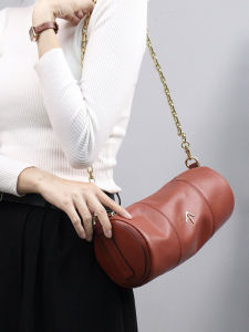 Manu Atelier Womens Leather Shoulder Bag Chain Cylinder Arrow Head Soft British Style Casual Fashion Handbag Tote Bag