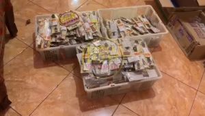 ( isi 50 pcs ) Souvenir TASBIH KAYU kemas ALAS Kartu Ucapan Suvenir Murah Makassar