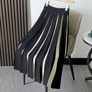 Elegant High Waist Panel Versatile Pleated Skirt Spring and Autumn Retro Fashion Stripe Mini Knitted Skirt Womens Mixed Color