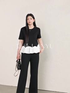 Plus Size Ruffle Trim T-Shirt Slimming Black Top