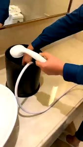 (กรุงเทพฯ)ใหม่ล่าสุด ฝักบัวอาบน้ำแบบพกพา ABS ไฟฟ้า แบตเตอรี่ ปั๊มฝักบัวอาบน้ำแคมป์ปิ้งสำหรับใช้กลางแจ้ง