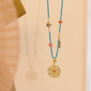 Elegant Green Turquoise Chinese Style Necklace for Women Luxury Minimalist High End Sweater Chain Fashion Accessory