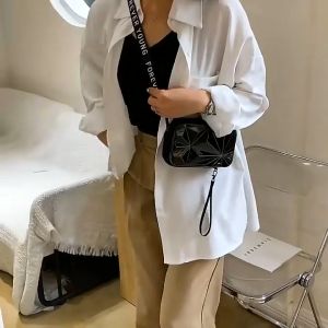 Korean Slim Shoulder Bags for Women: A Stylish & Lightweight Choice