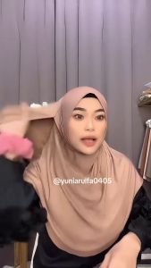 Hijab Pasmina Instan Oval Klewer Qahira Bahan Jersey Super Premium By Kerudung Najwa