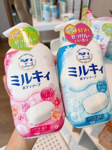 Sữa tắm COW Milky Body Soap 500mL (MẪU MỚI)