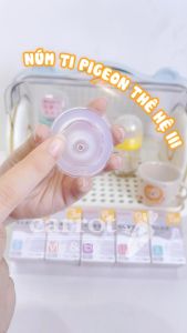 Núm Ti Pigeon Cổ Rộng Siêu Mềm Thế Hệ III Nội Địa Nhật - Mẹ Và Bé Carrot (Hàng Chính Hãng)