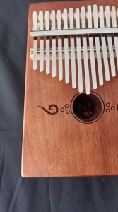 Kalimba Elektrik Electric Paladin K17EF Wood Mahogany Mbira 17 Keys Kunci Set