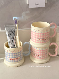 ชุดแก้วล้างหน้าและแก้วแปรงสีฟันสำหรับใช้ในบ้าน หอพักนักเรียน คู่รัก 2 ชิ้น 2025 ใหม่ อุปกรณ์ล้างฟันแบบพกพา