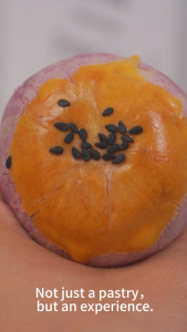 XuanMa Traditional Egg Yolk Pastry Snack Afternoon Tea Bread Chinese Pastries Traditional Pastries Egg Yolk Crisp Biscuit(55g*2pcs）)