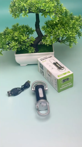 Đèn pin móc khóa mini chiếu sáng ban đêm an toàn