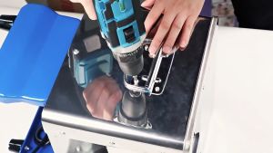 MAKITA 766VF Mesin Bor Cordless Impact Drill / Bor baterai / Bor Tanpa Kabel / Bor Listrik Set / cas 2 baterai promo bor tangan tanpa kabel