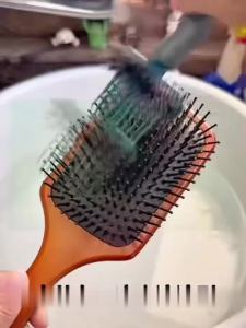 1/2 Pcs Hair Brush Cleaning Tool 2-In-1 Comb Cleaning Brush Comb Cleaner Brush Mini Remover Removing Dust Cleaning Supplies