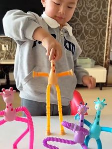 Hot Giraffe New Toy Straw Light Decompression Giraffe Diy Luminous With Light Gift Animal Sucker Toys Giraffe Pop Tubes Stress Release Sensory Toys