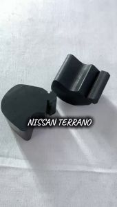 Karet Bantalan Penahan Kap Mesin Bagian Tengah Mobil Nissan Terrano