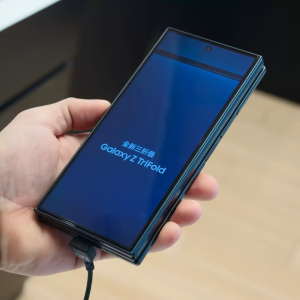 Brother Huang for Samsung Z Fold 7 / Z Tru Fold Tempered Glass Screen Protector Full Coverage AR Anti-Reflection HD Clear Drop Resistant Foldable Phone Outer Screen Film