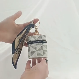 Creative Bag Pendant Key Chain Coin Purse Portable Mini Storage Headphones Lipstick Bag Fashion Gift