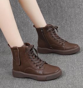 British Style Womens Martin Boots Thick Bottom Anti-slip Winter New Style Large Size Short Boots Cross Buckle Leather Shoes