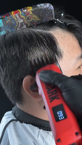 WMARK NG-1005 Mens Hair Clipper 7500RPM LED Display Low Noise Cordless USB Professional Hair Cutting Machine Hair Trimmer