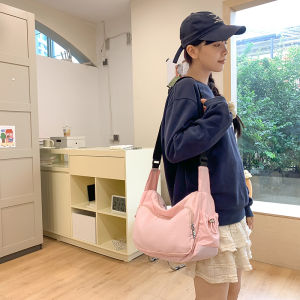 Japanese Style Simple Waterproof Nylon Cloth Parka Sports Dumpling Bag Men and Women 2024 New Arrival Large Capacity Shoulder Messenger Bag