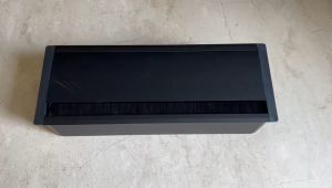 GROMMET FLIP TOP TRAP DOOR COVER PENUTUP TUTUP LUBANG KABEL MEJA KERJA KANTOR HITAM 30CM ISI 3 TIGA LUBANG TRIPLE POWER CUSTOM BAHAN ALUMINIUM UKURAN 30CM 30 CM