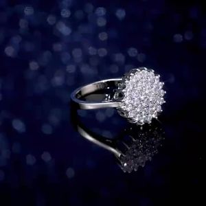 Huitan Luxury Flower Shaped Rings for Women Full Paved CZ Bling Bling Wedding Ceremony Party Lady Accessories New Trendy Jewelry