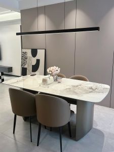 Italian Normcore Stone Plate Dining Table Accessible Luxury Modern Minimalist Rectangular For Home Small Apartment Classy Designer Dining Table